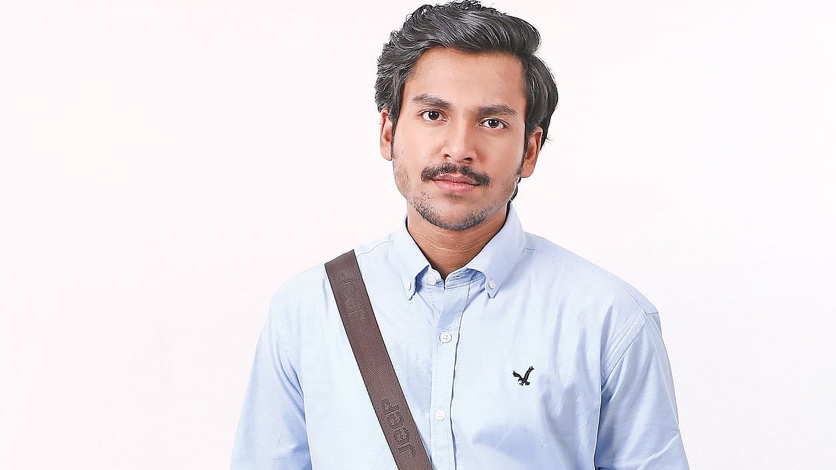 ‘উৎসব’ সিনেমায় তরুণ জাহাঙ্গীরের  চরিত্রে অভিনয় করেছেন তরুণ অভিনয়শিল্পী সৌম্য জ্যোতি